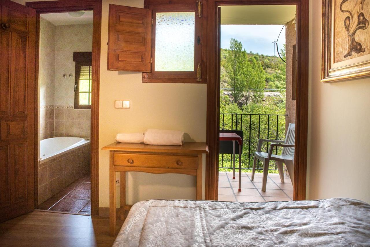 Hospedaje Rural Casa Parri Poveda de la Sierra Luaran gambar