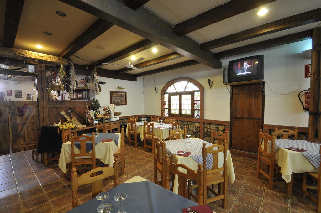 Hospedaje Rural Casa Parri Poveda de la Sierra Luaran gambar