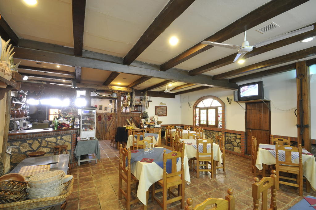 Hospedaje Rural Casa Parri Poveda de la Sierra Luaran gambar